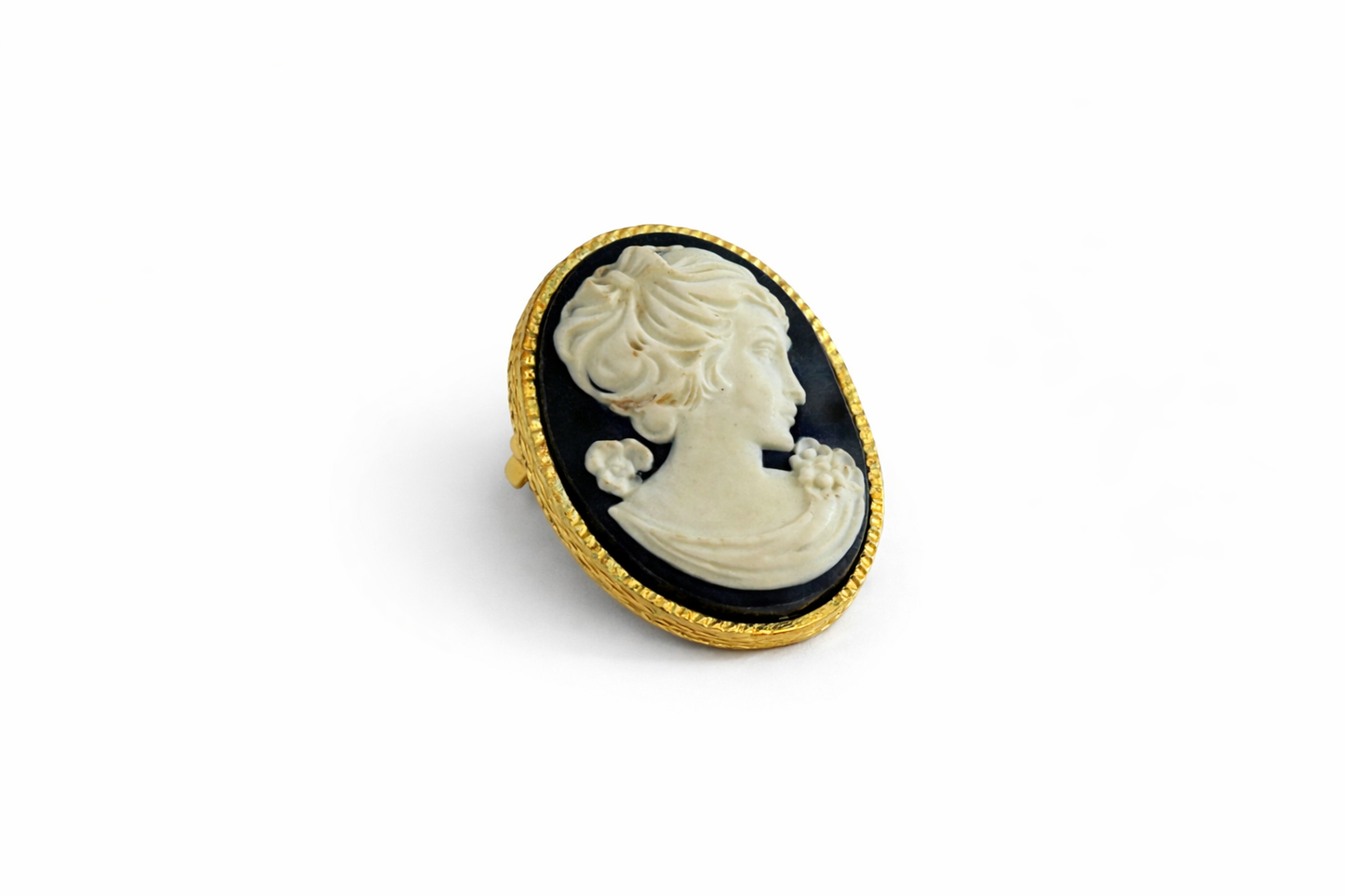 Vintage Black Cameo Brooch with Floral Detail