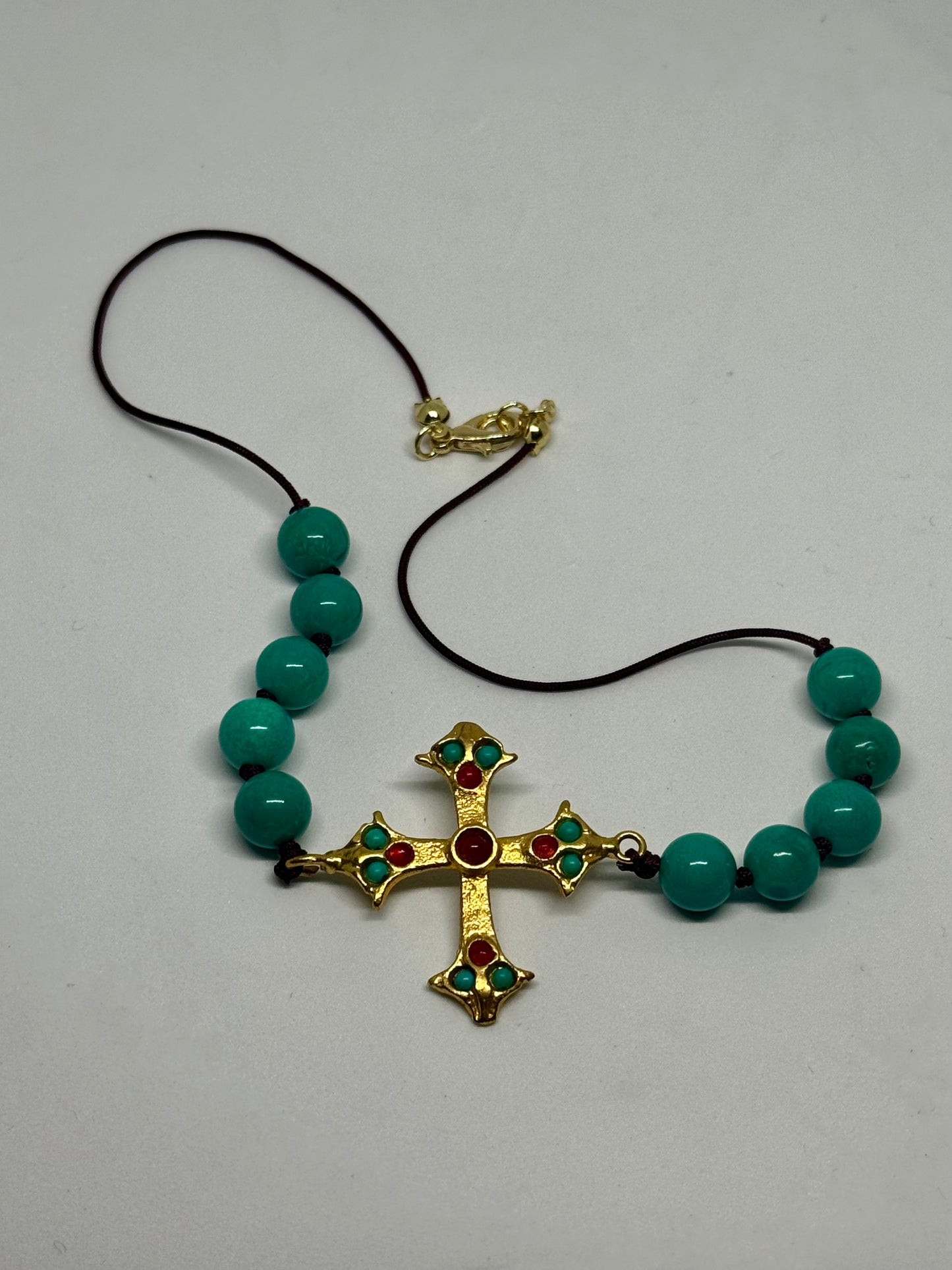 Crossroads Choker