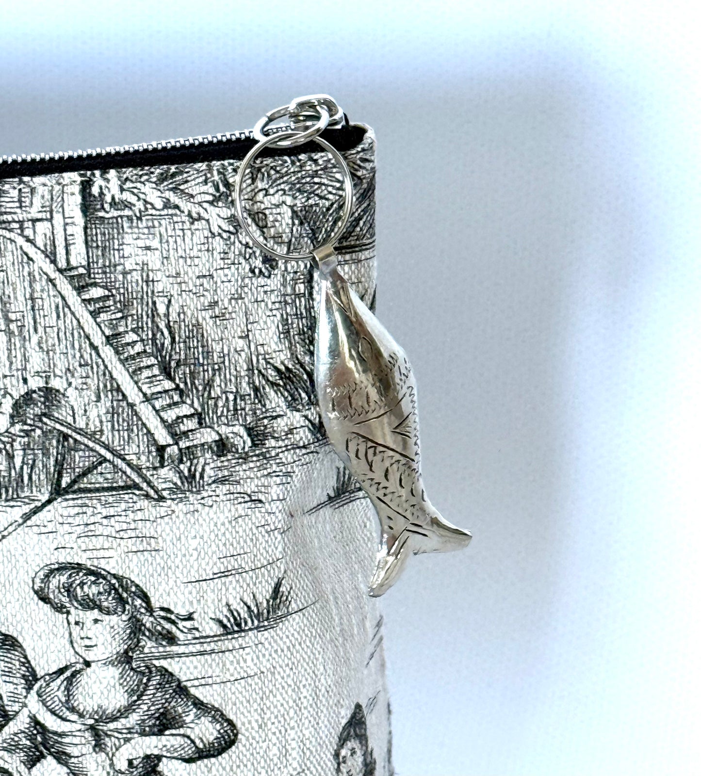 The Black & White Toile Pouch
